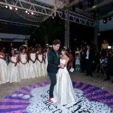 Baile Sonho de Menina realiza desejo de debutantes